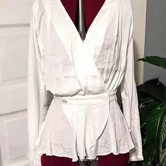 NWT Express White Double Button Wrap Top Small - Picture 3 of 10